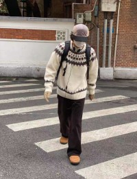 Autumn and winter retro crew neck sweater couple Nordic plus heavy knitwear American retro