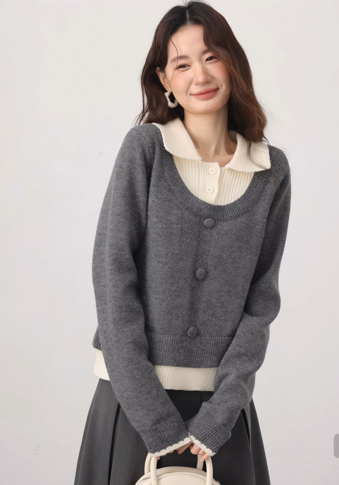 Wear a three-piece womens new design niche sweater for autumn and winter, and layer a skirt suit