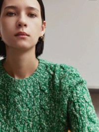 Flower yarn womens cashmere sweater 2025 autumn and winter new round neck sweater thicker knitwear top tide