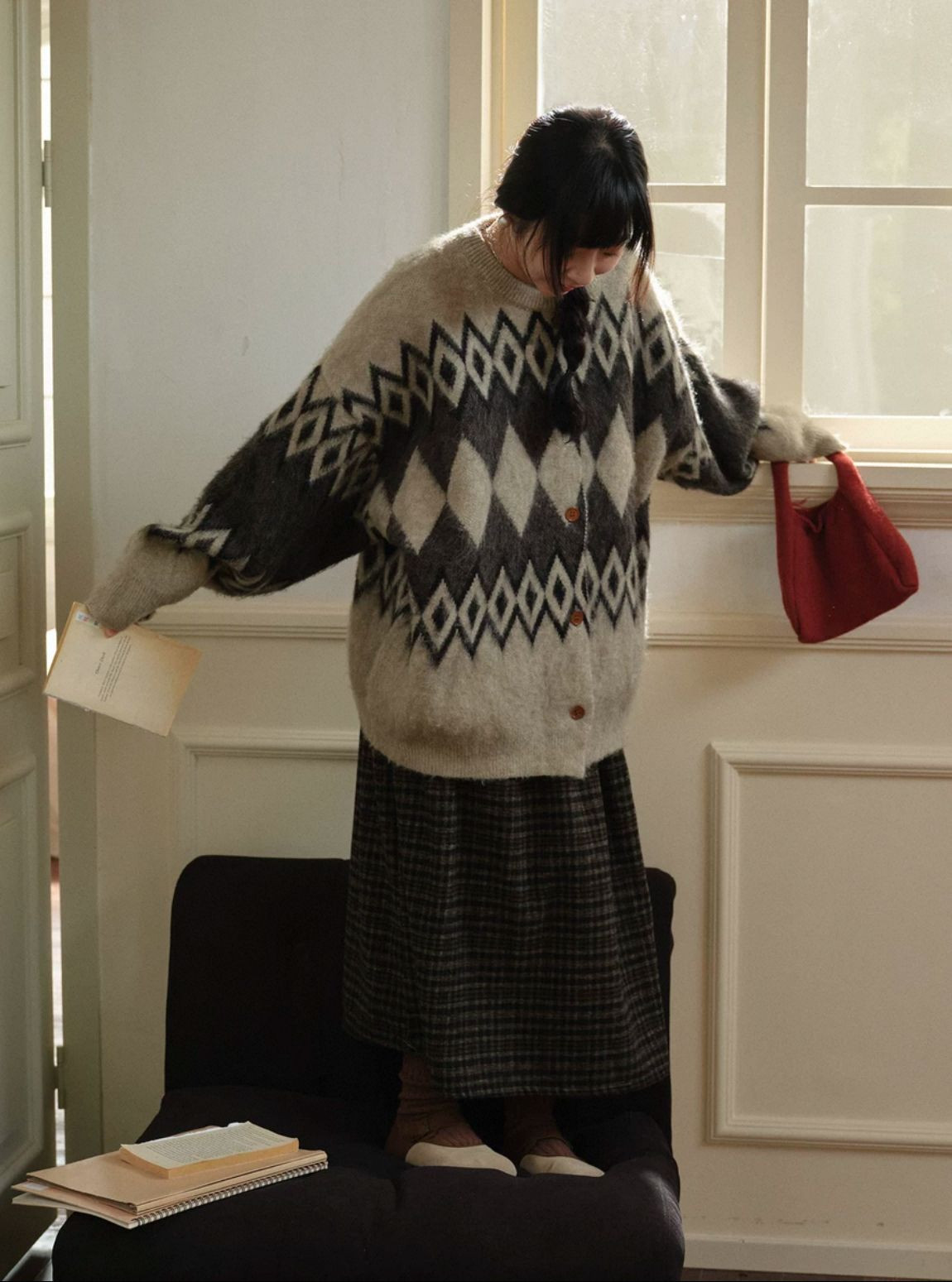 Retro quilted sweater, cardigan, womens autumn and winter lazy style, loose and thin knitted jacket
