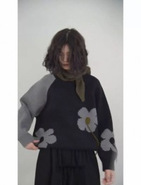 Black and gray high-end sweater womens design sense niche lazy style round neck knitted top women