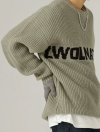 Mens American sweaters, alphabet sweaters, fashionable, casual, available in a variety of sizes, styles, colors, and c