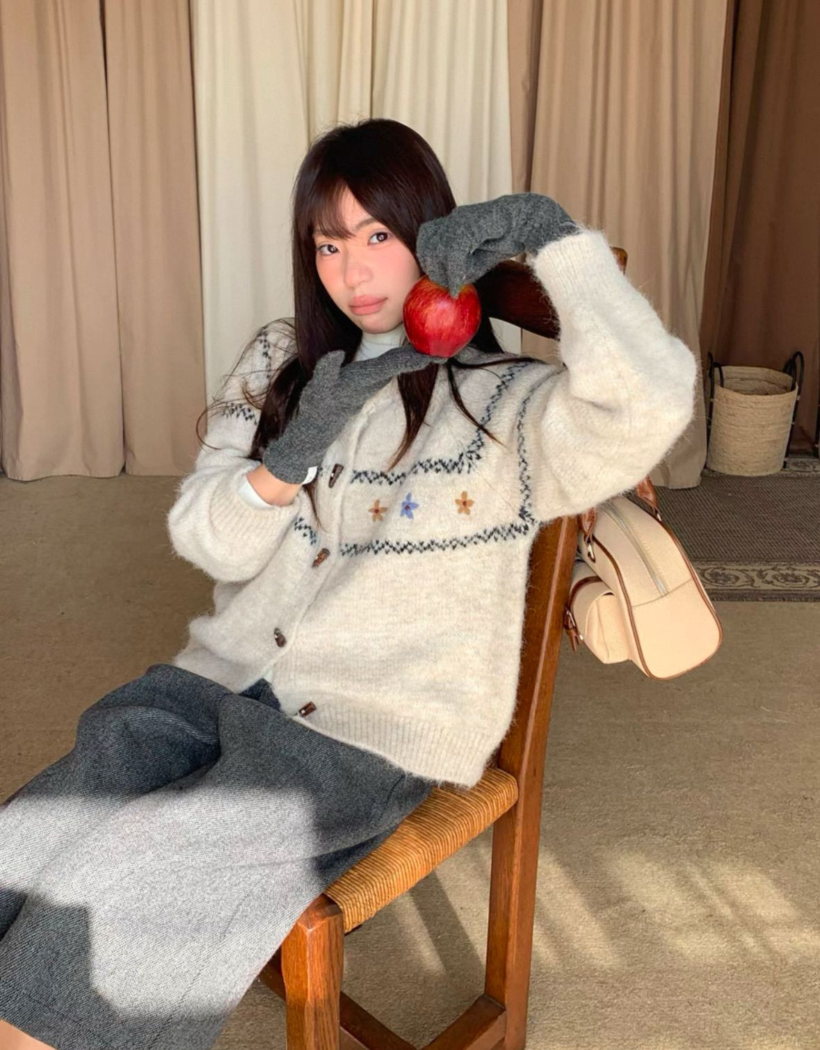 Plus size rhombic sweater, cardigan, womens autumn and winter, small fragrance sweater, fungus, lace collar, base shir