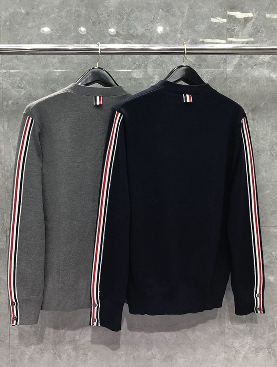 2025 Spring and Autumn New tb Long Sleeve Knitted Cardigan V-neck Loose Jacket Webbing Thin College Style Sweater