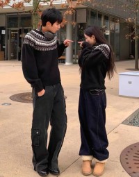 Jacquard knitted sweater, crewneck sweatshirt, couple