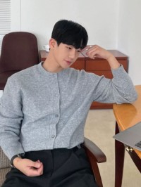 Retro round neck black sweater cardigan mens autumn and winter lazy casual versatile loose unisex knitwear