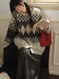 Retro quilted sweater, cardigan, womens autumn and winter lazy style, loose and thin knitted jacket